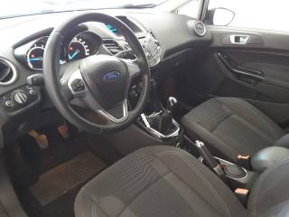 FORD Fiesta usata, con Autoradio