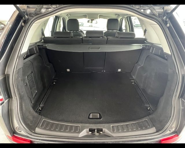 LAND ROVER Discovery Sport usata, con Specchietti laterali elettrici