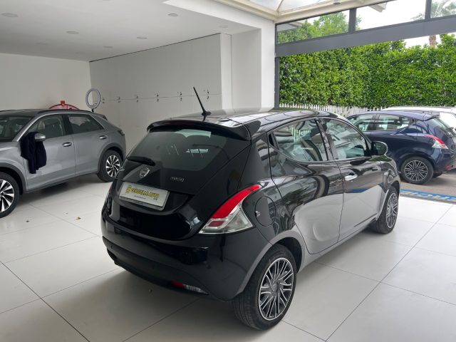 LANCIA Ypsilon usata, con Controllo trazione