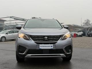 PEUGEOT 5008 usata, con Airbag