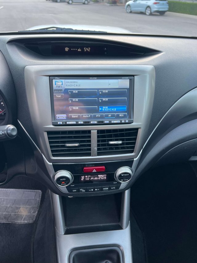 SUBARU Forester usata, con ESP