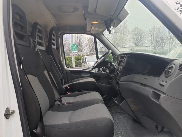 IVECO Daily usata, con Servosterzo