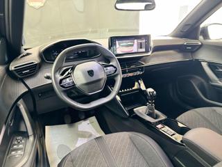 PEUGEOT 2008 usata, con Sedile posteriore sdoppiato