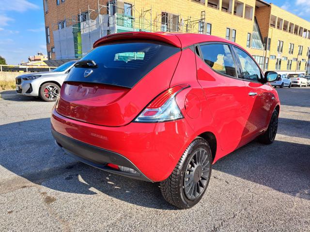 LANCIA Ypsilon usata, con Autoradio