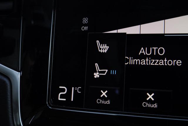 VOLVO XC90 usata, con Autoradio digitale