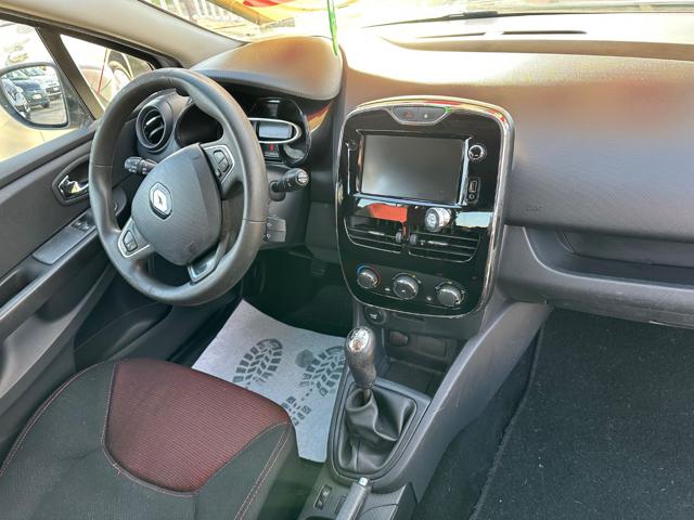 RENAULT Clio usata, con Sedile posteriore sdoppiato