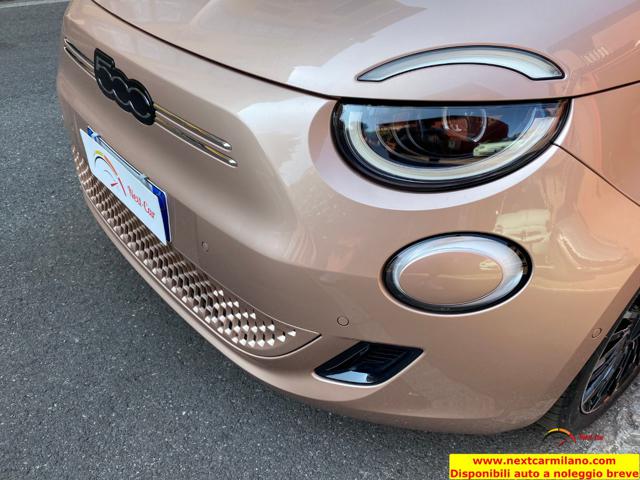 FIAT 500e usata, con Specchietti laterali elettrici