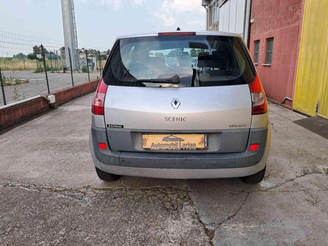 RENAULT Scenic usata, con Chiusura centralizzata