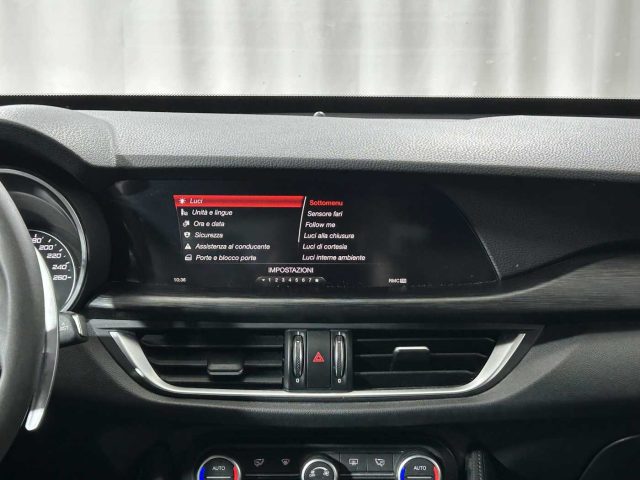 ALFA ROMEO Stelvio usata, con Sensori di parcheggio posteriori