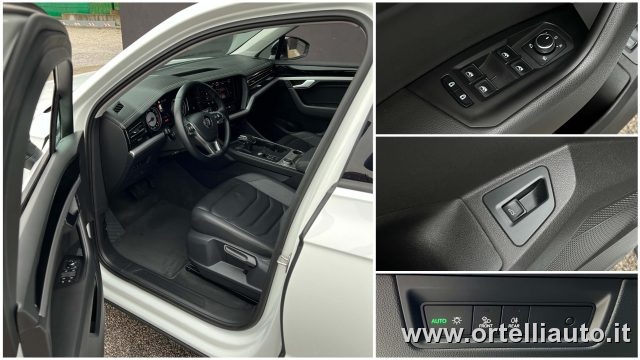 VOLKSWAGEN Touareg usata, con Specchietti laterali elettrici