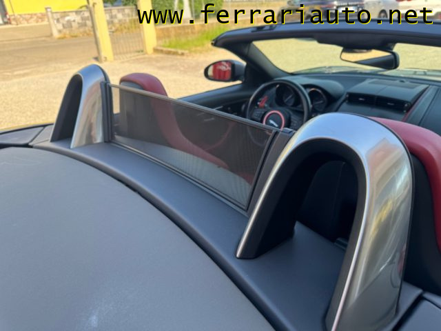 JAGUAR F-Type usata, con USB