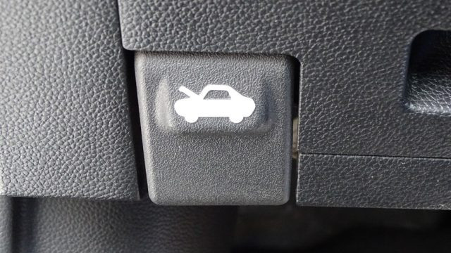 HYUNDAI i20 usata 75