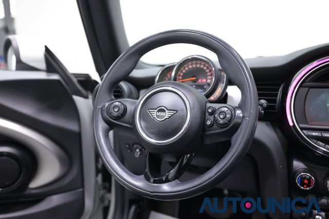 MINI Cooper usata, con Hill holder