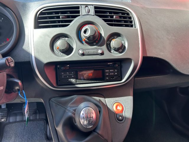 RENAULT Kangoo usata, con Controllo trazione