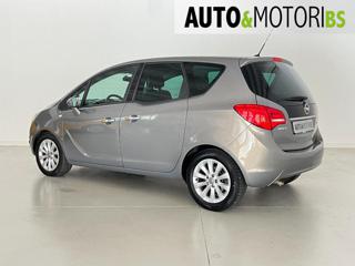 OPEL Meriva usata, con Autoradio
