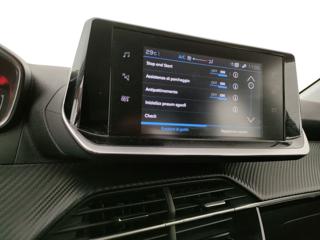 PEUGEOT 208 usata, con Sistema di navigazione