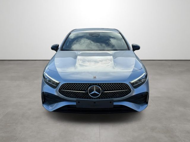 MERCEDES-BENZ A 200 usata, con Airbag