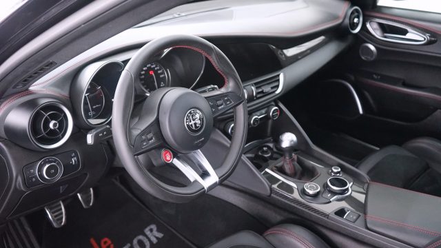 ALFA ROMEO Giulia usata, con Autoradio