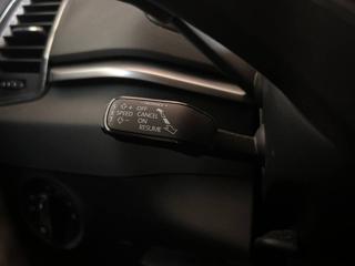 SKODA Karoq usata, con Park Distance Control