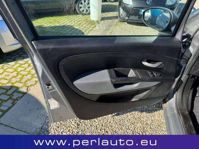 FIAT Grande Punto usata, con Alzacristalli elettrici