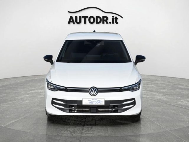 VOLKSWAGEN Golf usata, con Gancio traino