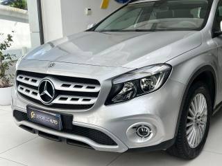 MERCEDES-BENZ GLA 180 usata, con Airbag