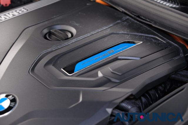 BMW 530 usata, con Carica per smartphone a induzione