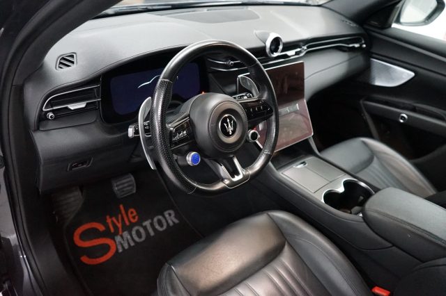 MASERATI Grecale usata, con Boardcomputer