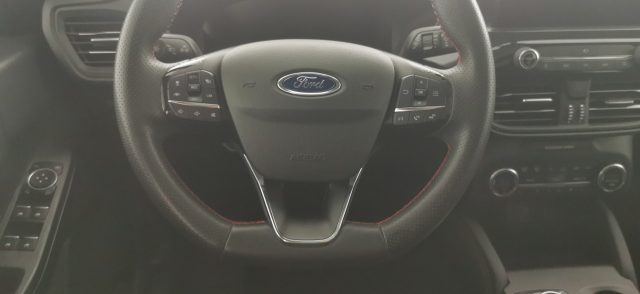 FORD Kuga usata, con Specchietti laterali elettrici
