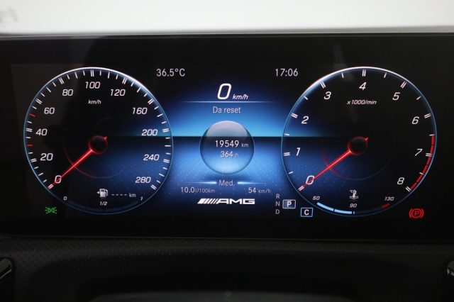 MERCEDES-BENZ A 35 AMG usata 12