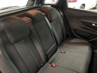 PEUGEOT 3008 usata, con Luci diurne LED