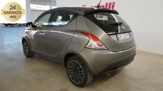 LANCIA Ypsilon usata, con Autoradio