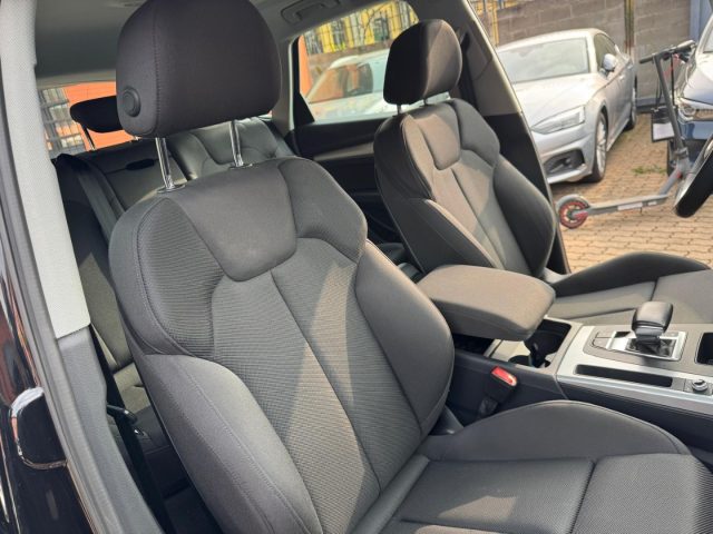 AUDI Q5 usata, con Volante in pelle
