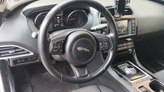 JAGUAR XE usata, con Servosterzo