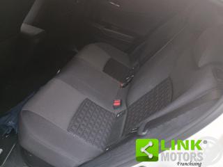 TOYOTA C-HR usata, con Sedile posteriore sdoppiato