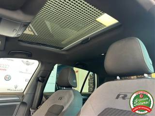 VOLKSWAGEN Golf usata, con Park Distance Control