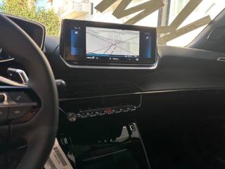 PEUGEOT 2008 usata, con Controllo trazione