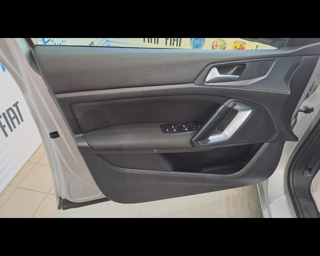 PEUGEOT 308 usata 32