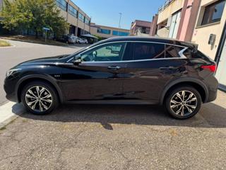 INFINITI QX30 usata, con Autoradio