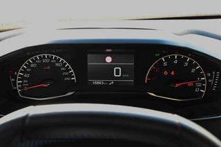 PEUGEOT 2008 usata, con USB