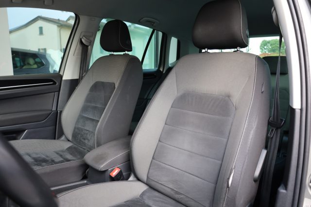 VOLKSWAGEN Golf Sportsvan usata 49