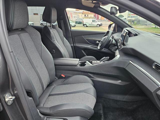 PEUGEOT 3008 usata, con Volante in pelle