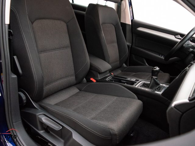 VOLKSWAGEN Passat Variant usata, con Controllo trazione