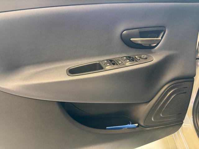 LANCIA Ypsilon usata, con Controllo trazione