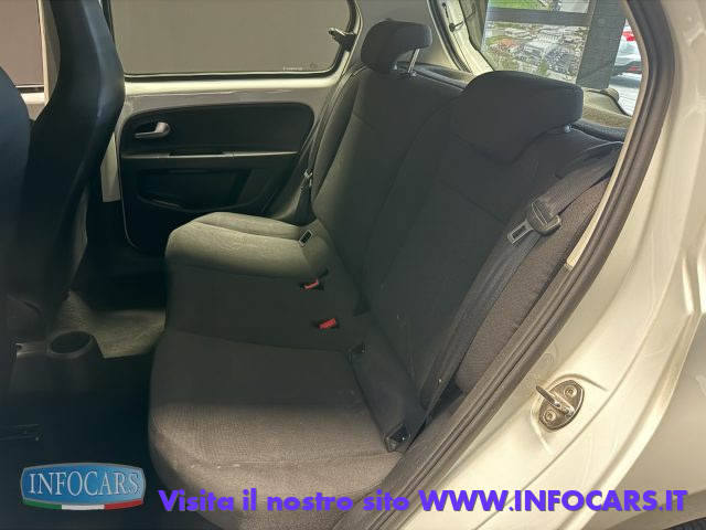 VOLKSWAGEN up! usata, con Boardcomputer