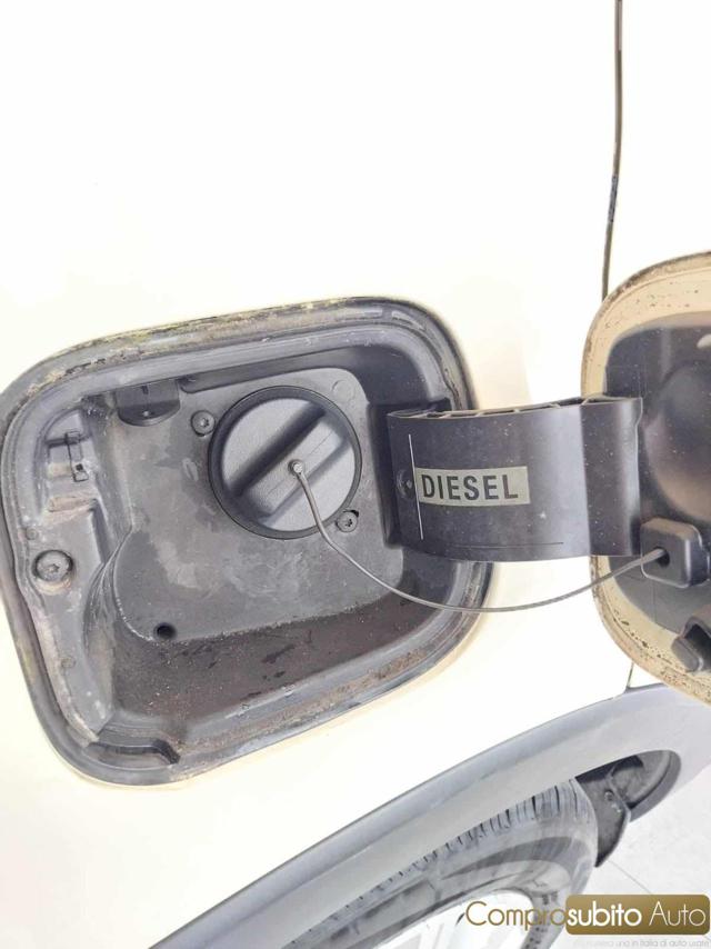 RENAULT Captur usata, con Specchietti laterali elettrici
