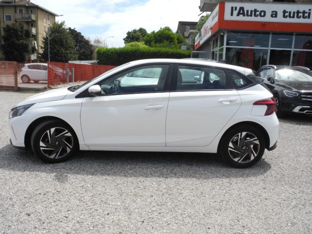 HYUNDAI i20 usata 74