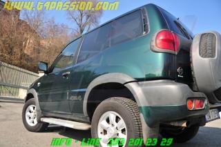 NISSAN Terrano II usata 36