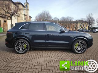 PORSCHE Cayenne usata, con Autoradio