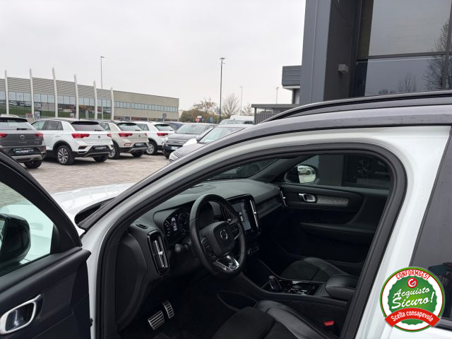VOLVO XC40 usata, con Controllo automatico clima